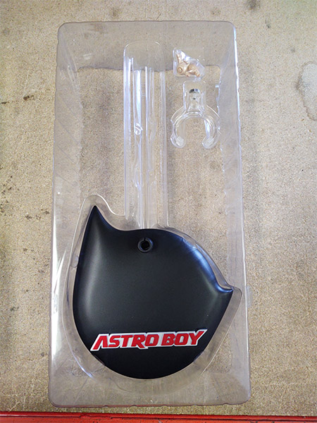Hot Toys MMS109 Astro Boy Sixth Scale Collectible Figure